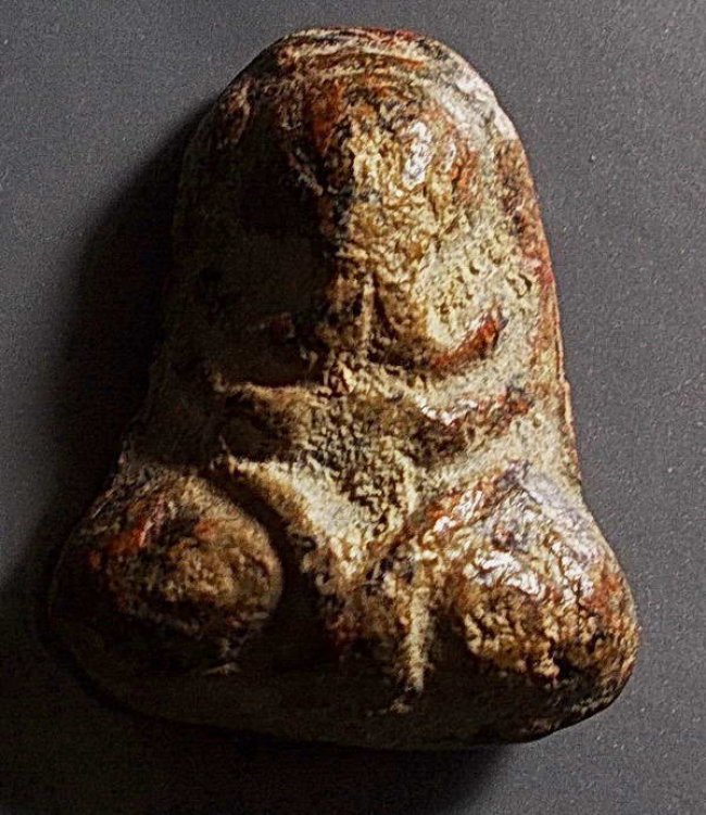 พระปิดตานะหัวเข่า เนื้อตะกั่ว หลวงปู่เอี่ยมวัดหนัง จ.กรุงเทพฯ