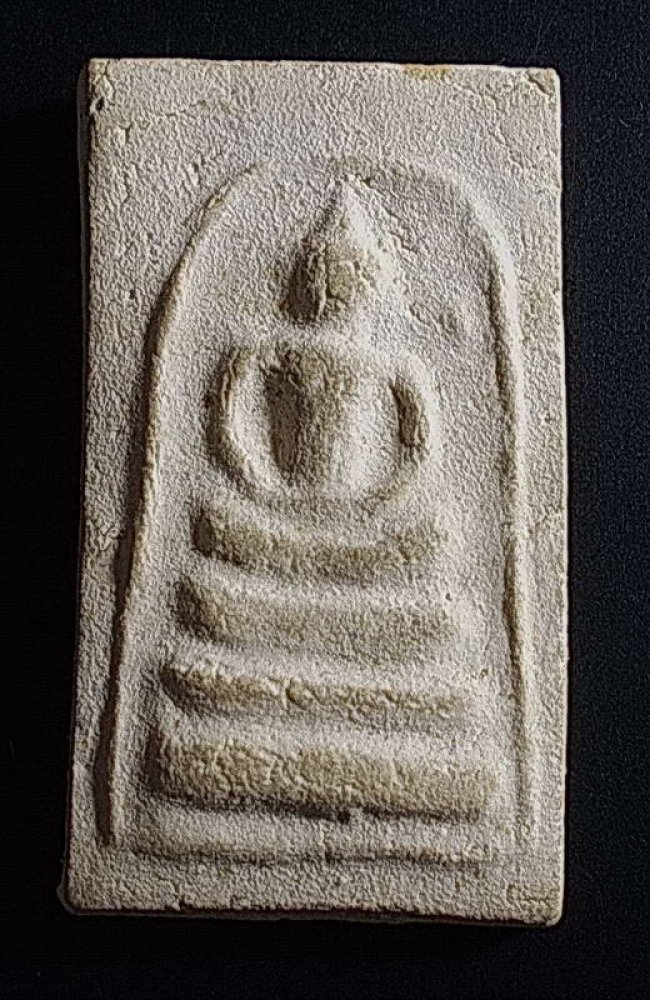 สมเด็จบางขุนพรหม พิมพ์อกครุฑเศียรบาตร ปี 2509