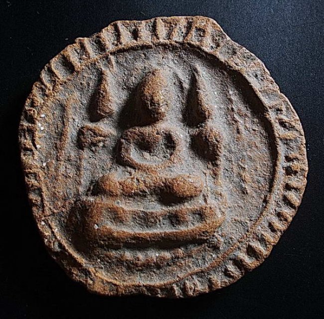  ยอดขุนพลศรีวิชัย เนื้อดินดิบ สุราษฏร์ธานี 