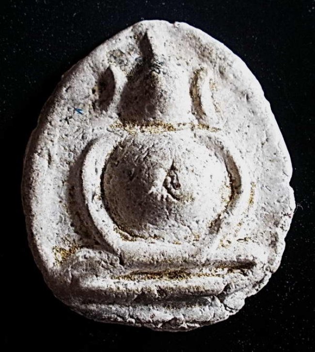 พระเนื้อผง พิมพ์สังกัจจายน์ หูบายศรี พิมพ์ใหญ่ นิยม กรุวัดยาง ฝั่งธนบุรี กทม.