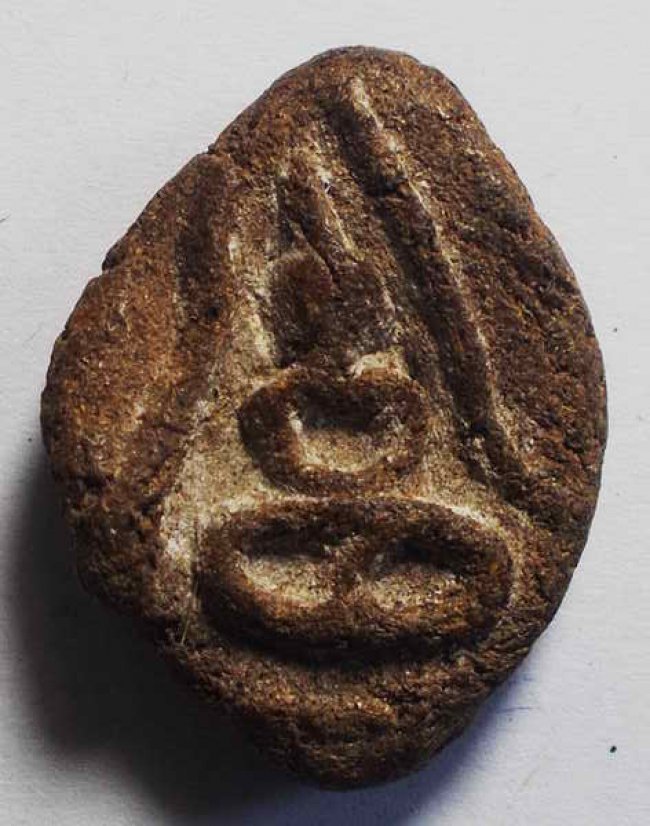 พระเนื้อดินผสมผงว่าน ลป.ภู วัดท่าฬ่อ พิจิตร