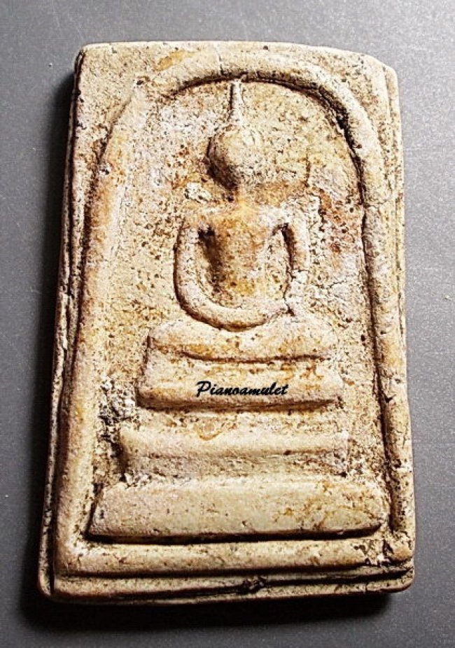 สมเด็จหลวงปู่หิน วัดระฆัง รุ่นเเรก พิมพ์ทรงเจดีย์พิมพ์เล็ก ปี 2482 