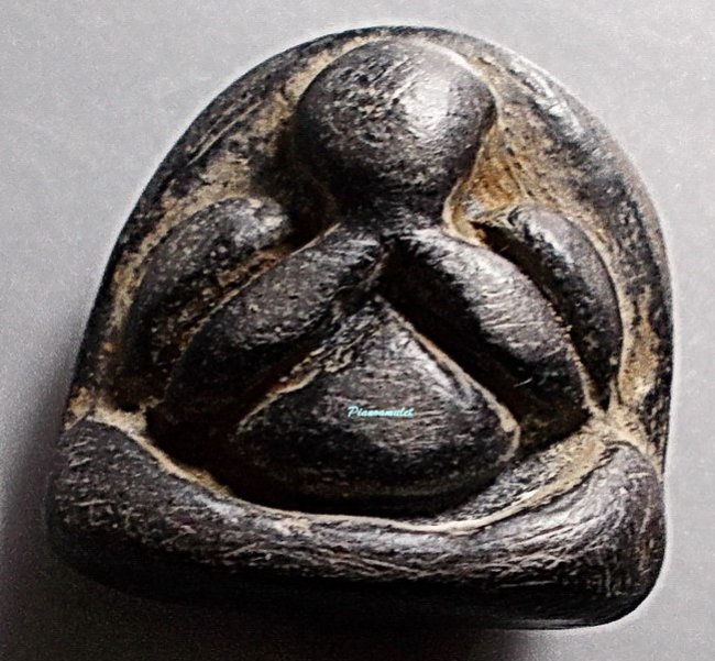 พระปิดตาหลวงพ่อโต วัดเนินสุทธาวาส ชลบุรี 