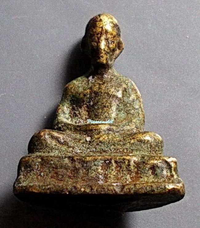 รูปหล่อโบราณหัวไม้ขีดหลวงพ่อทบ ออกที่วัดชนแดน ปี 2505