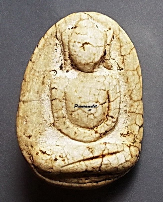 พระผงกรุวัดพลับ พิมพ์ตุ๊กตาใหญ่