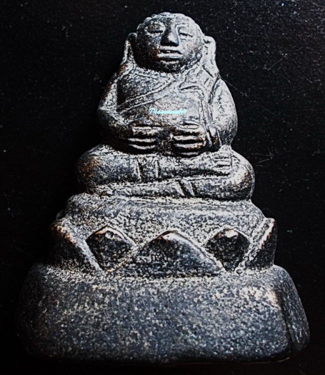 พระสังกัจจายน์ ฐานบัว เนื้อสัมฤทธิ์ ใต้ฐานอุดชันโรง พระสังกัจจายน์ ฐานบัว เนื้อสัมฤทธิ์ ใต้ฐานอุดชันโรง