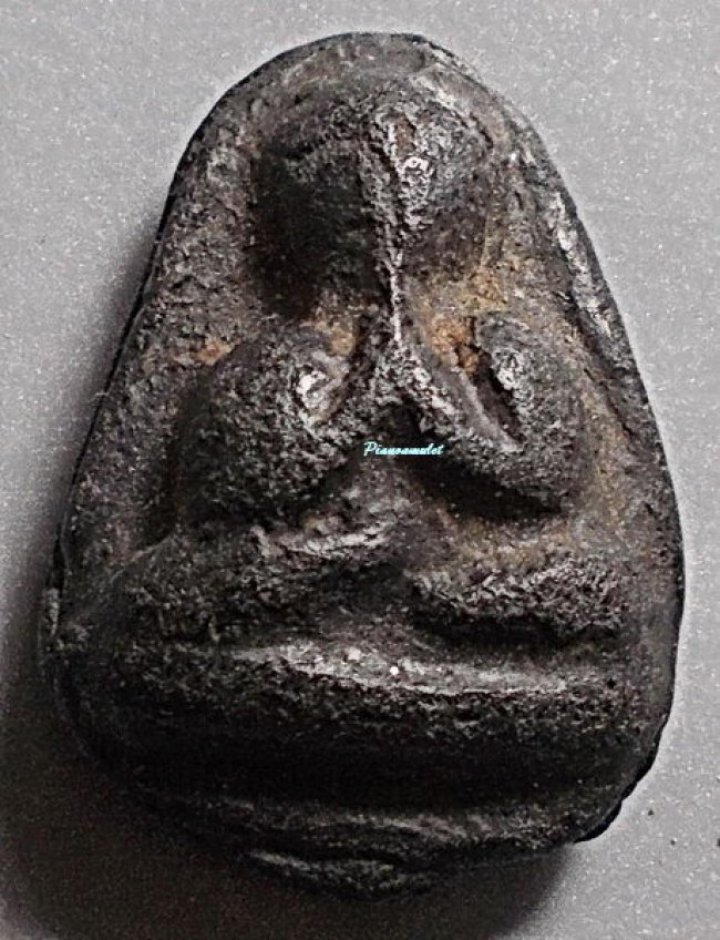 พระปิดตา ยุคแรก หลวงปู่เหรียญ วัดหนองบัว 