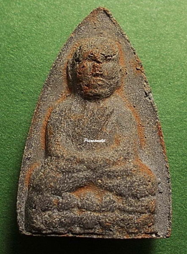 หลวงปู่ทวด พิมพ์ใหญ่ วัดโพธิ์ (วัดพระเชตุพนวิมลมังคลาราม) ปี 2502 หลวงปู่ทวด พิมพ์ใหญ่ วัดโพธิ์ (วัดพระเชตุพนวิมลมังคลาราม) ปี 2502