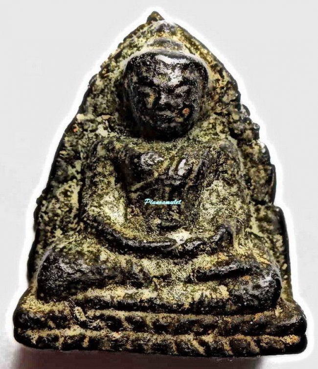 ลพ.โต บางกระทิง อยุธยา เนื้อชินเขียว  ปางสมาธิ