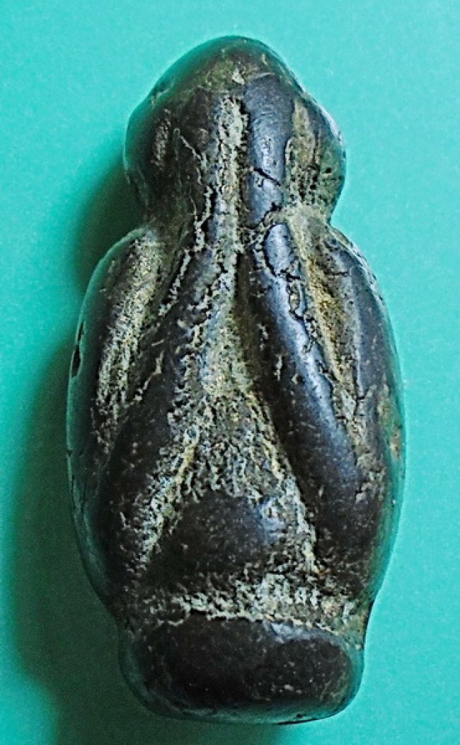 พระปิดตา เนื้อผงคลุกรัก พระลึกลับเก่าๆ