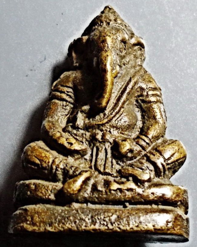 พระพิฆเนศท่านเจ้าคุณศรี(สนธิ์) วัดสุทัศน์ ปี 2485 พิมพ์ 2กร (นิยม) 