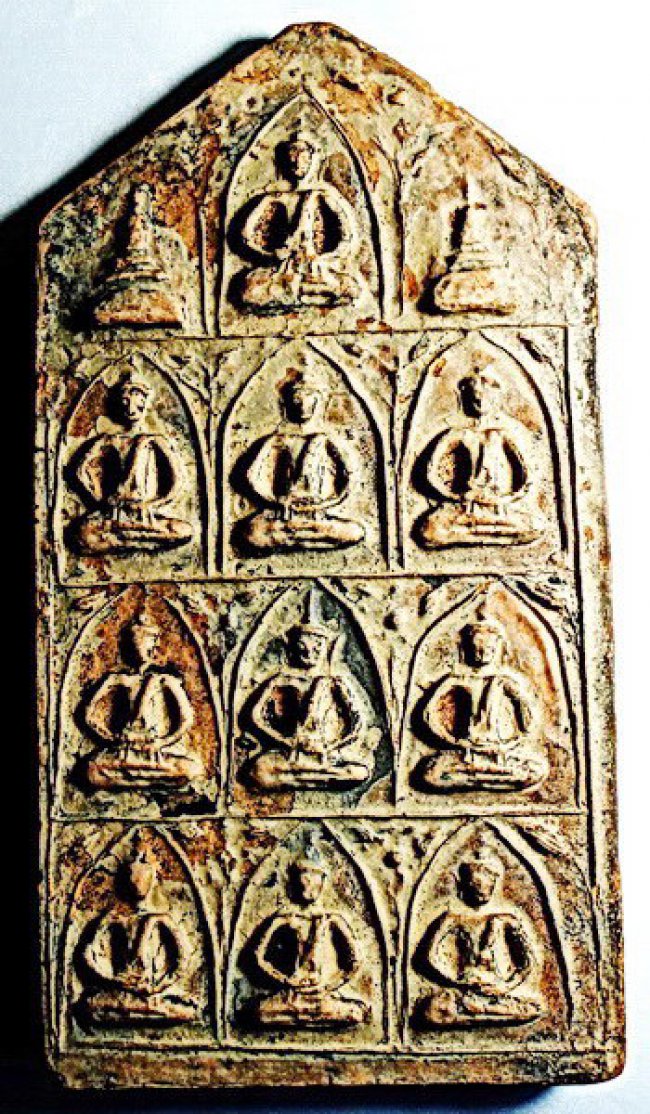 พระแผงใหญ่บูชา กรุวัดกระชาย อยุธยา เต็มแผง ปางสมาธิ