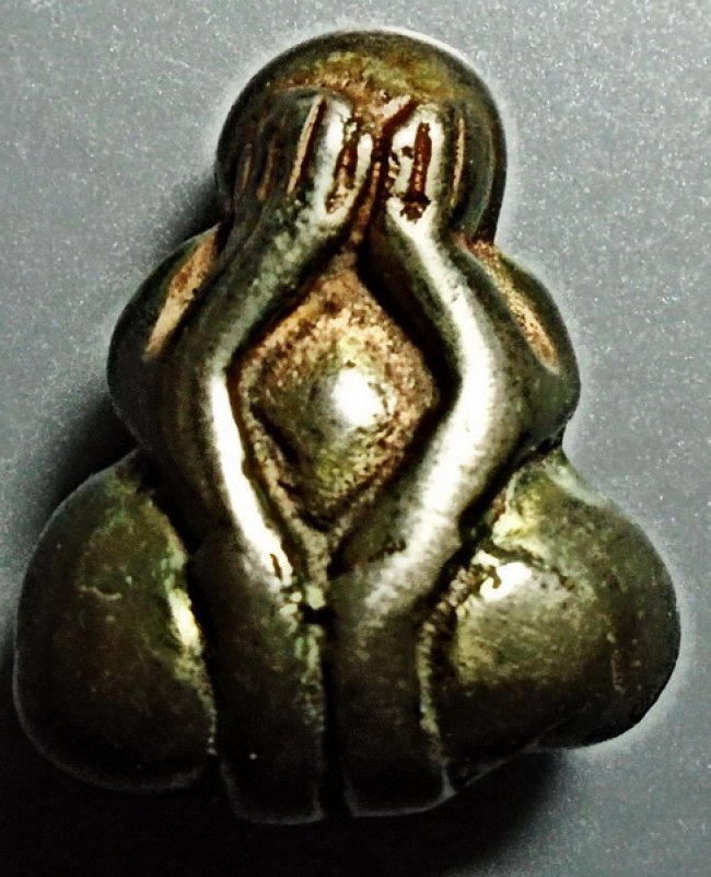 พพระปิดตาสองหน้า เนื้อเมฆสิทธิ์ ลพ.ทับ วัดอนงค์