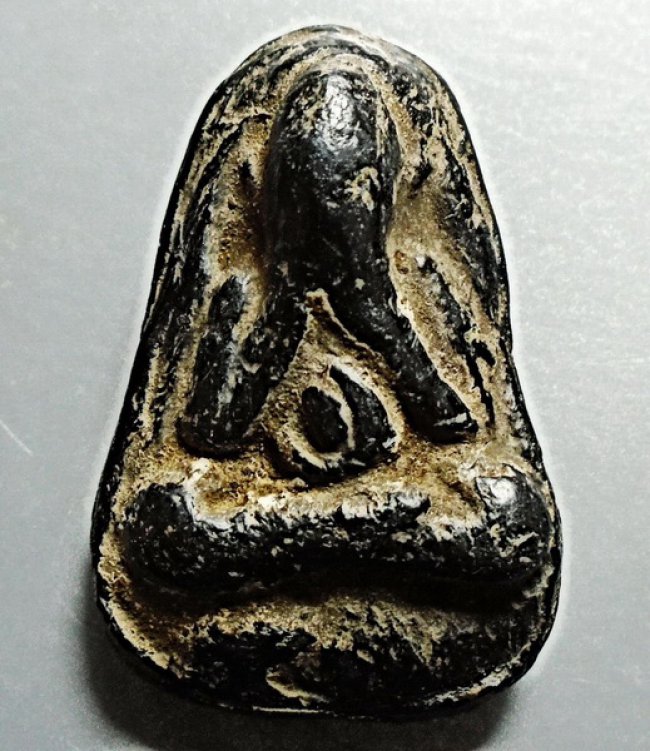 พระปิดตาสองหน้า ลพ.เชย วัดท่าควาย สิงห์บุรี