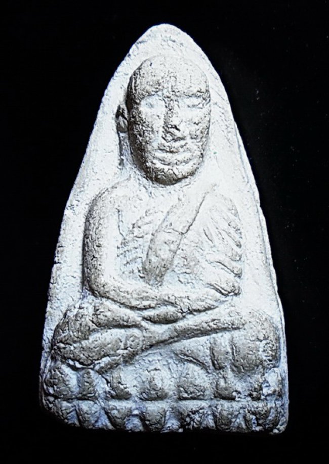 ลป.ทวด พิมพ์ใหญ่ ปลายแหลม เนื้อขาวบางขุนพรหม วัดประสาท ปี 2506