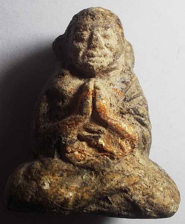 ลป.เทพโลกอุดร พิมพ์อรหันต์พนมมือ กรุวังหน้า 