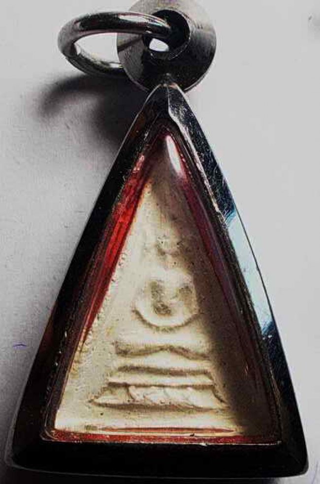 หลวงพ่อผึ่ง วัดสว่างอารมณ์ สุพรรณบุรี พิมพ์สามเหลี่ยม หลวงพ่อผึ่ง วัดสว่างอารมณ์ สุพรรณบุรี พิมพ์สามเหลี่ยม