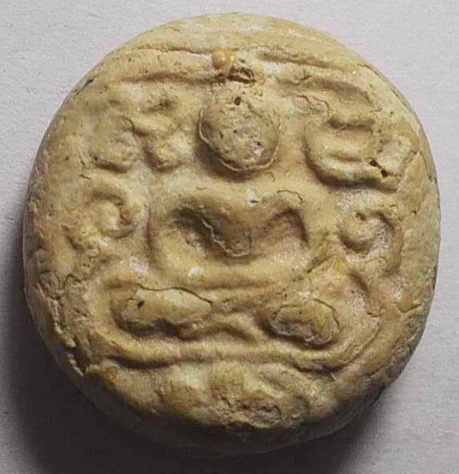 จันทร์ลอย กรุวัดคู้สลอด อยุธยา